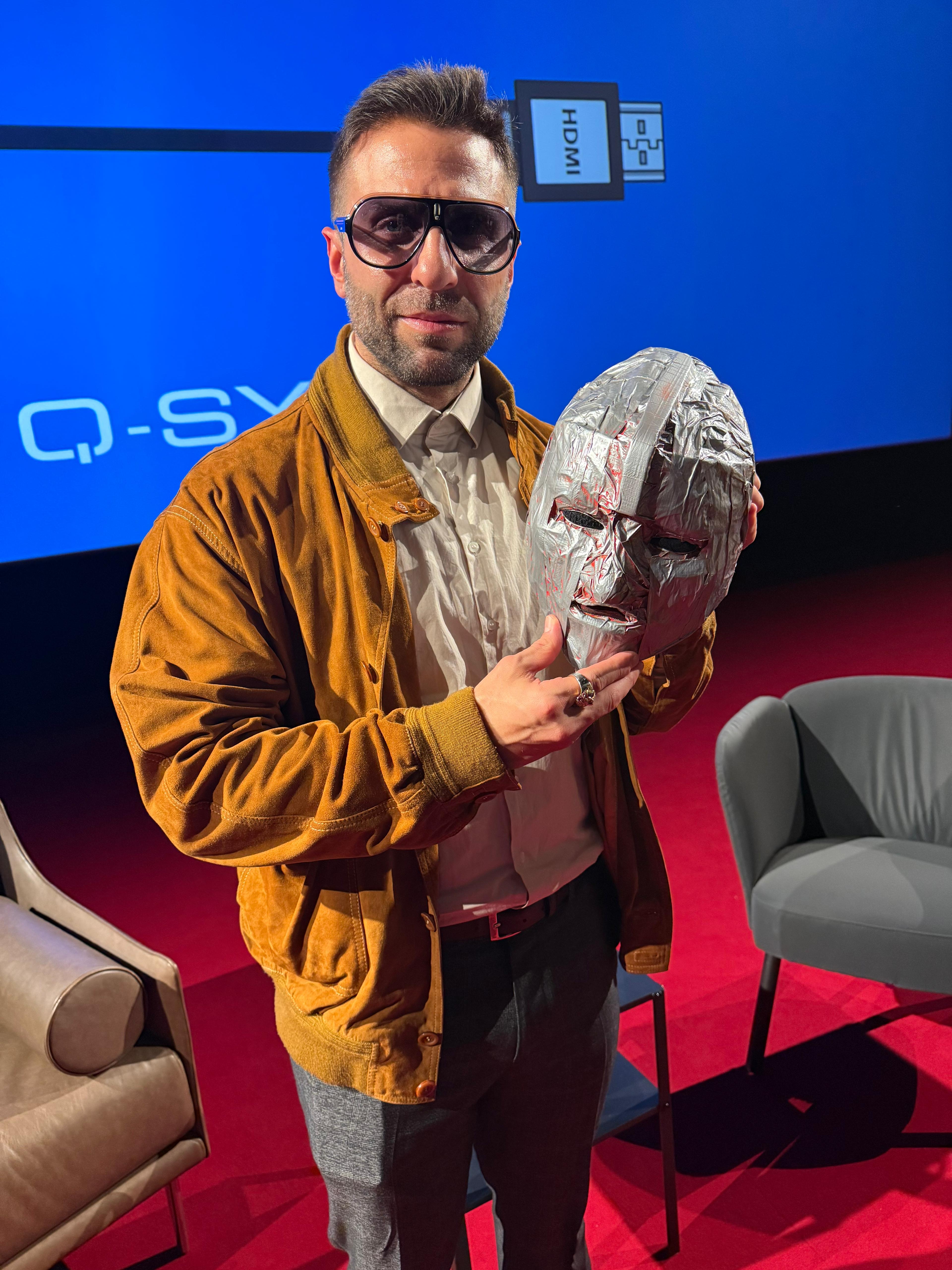 Marco Strub am Filmset als Schauspieler und Persönlichkeit vor der Kamera
